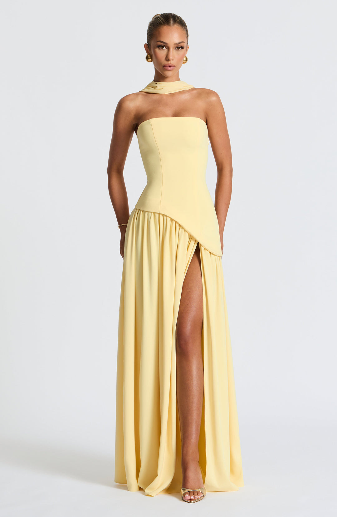 Vestido largo para mujer con abertura lateral