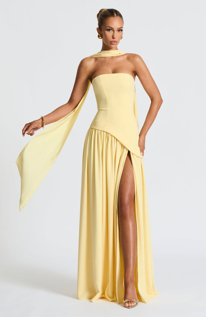 Vestido largo para mujer con abertura lateral